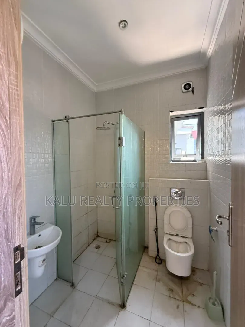 2bdrm Apartment in Ikate for rent in Ikate