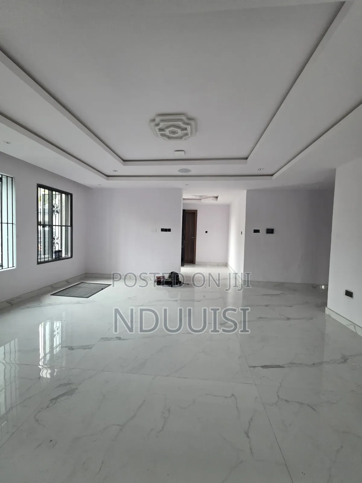 5bdrm Duplex in Pinnock Beach Estate, Osapa london for sale in Osapa london