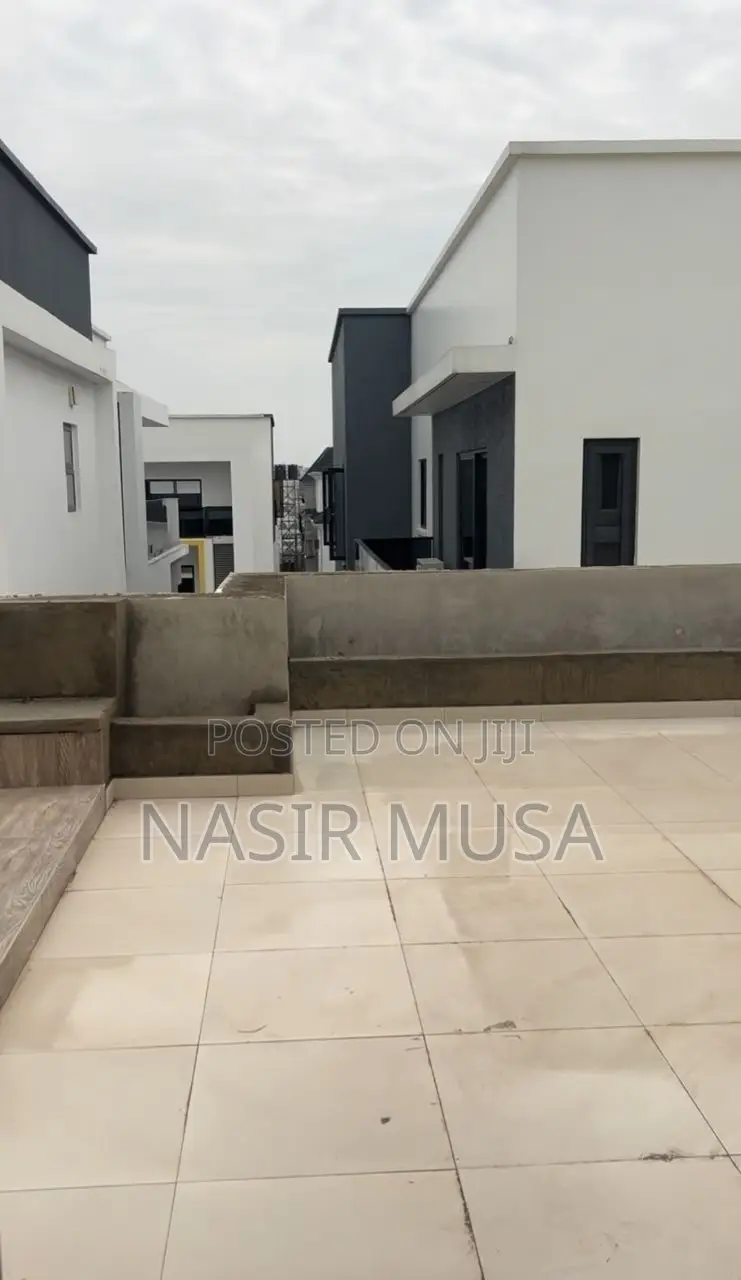 6bdrm Duplex in Guzape District for sale in Guzape District