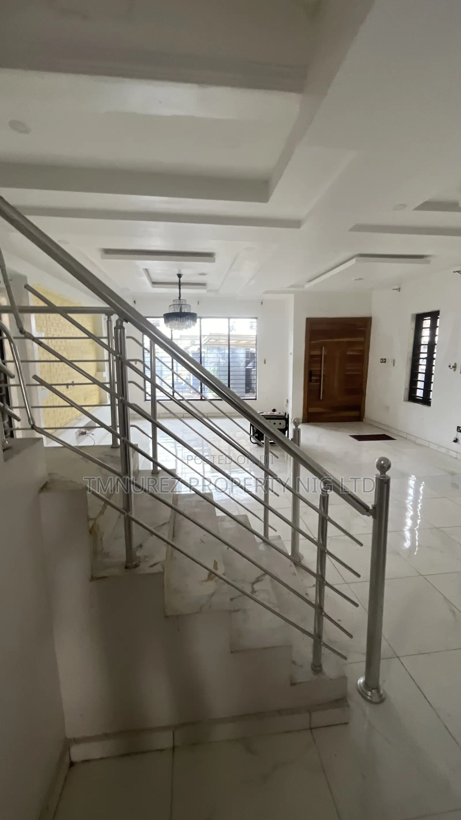 5bdrm Duplex in Ikota for rent in Ikota