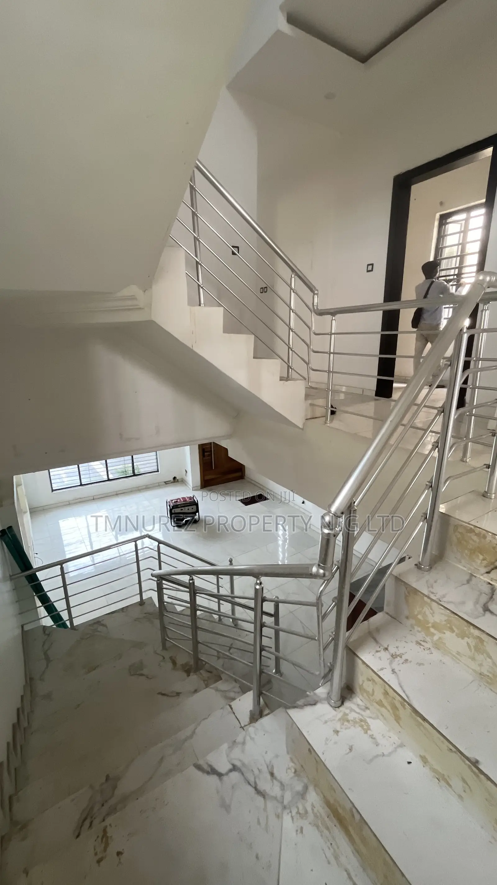 5bdrm Duplex in Ikota for rent in Ikota