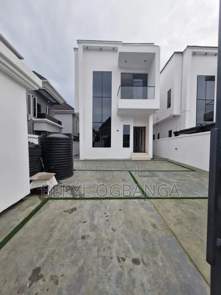 5bdrm Duplex in Osapa london for sale in Osapa london
