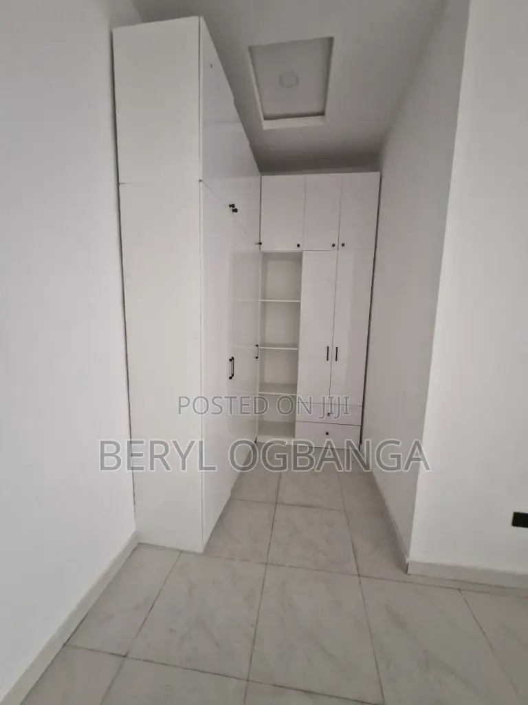 4bdrm Duplex in Osapa london for sale in Osapa london