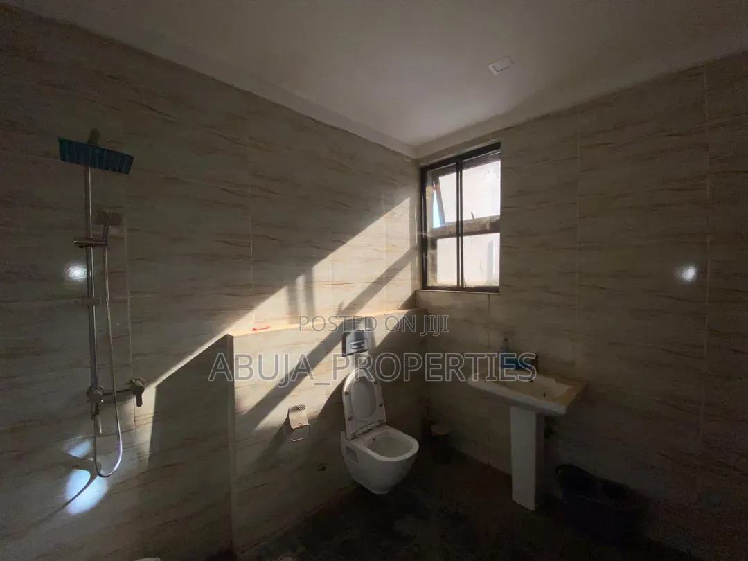 4bdrm Duplex in Jabi for sale in Jabi