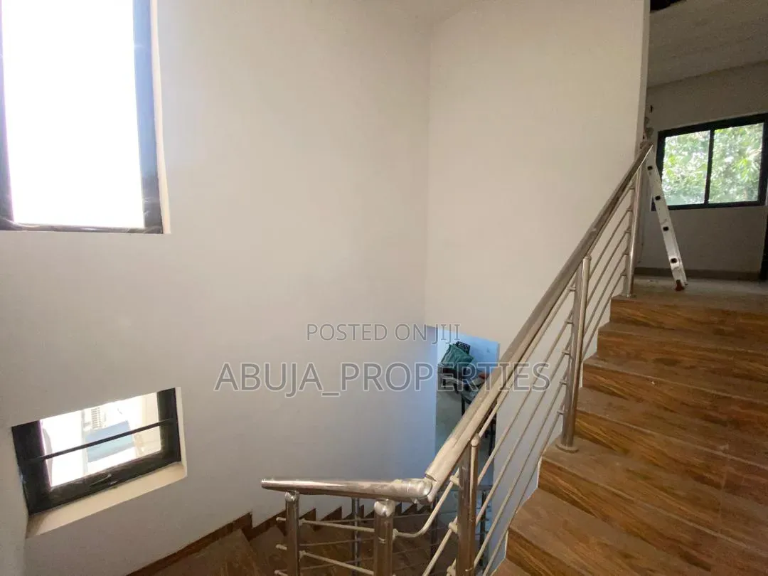 4bdrm Duplex in Jabi for sale in Jabi