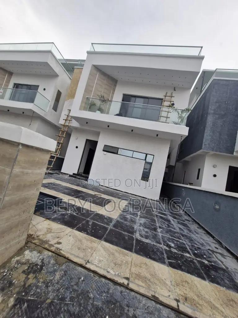 5bdrm Duplex in Osapa london for sale in Osapa london