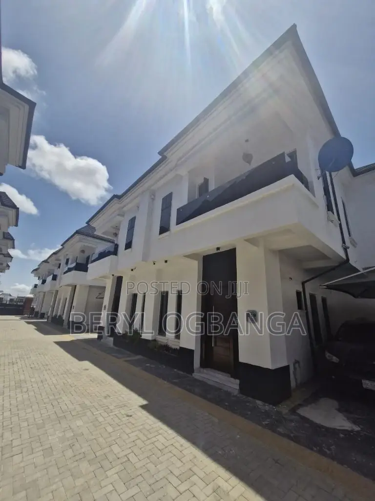 4bdrm Duplex in Ikate for sale in Ikate