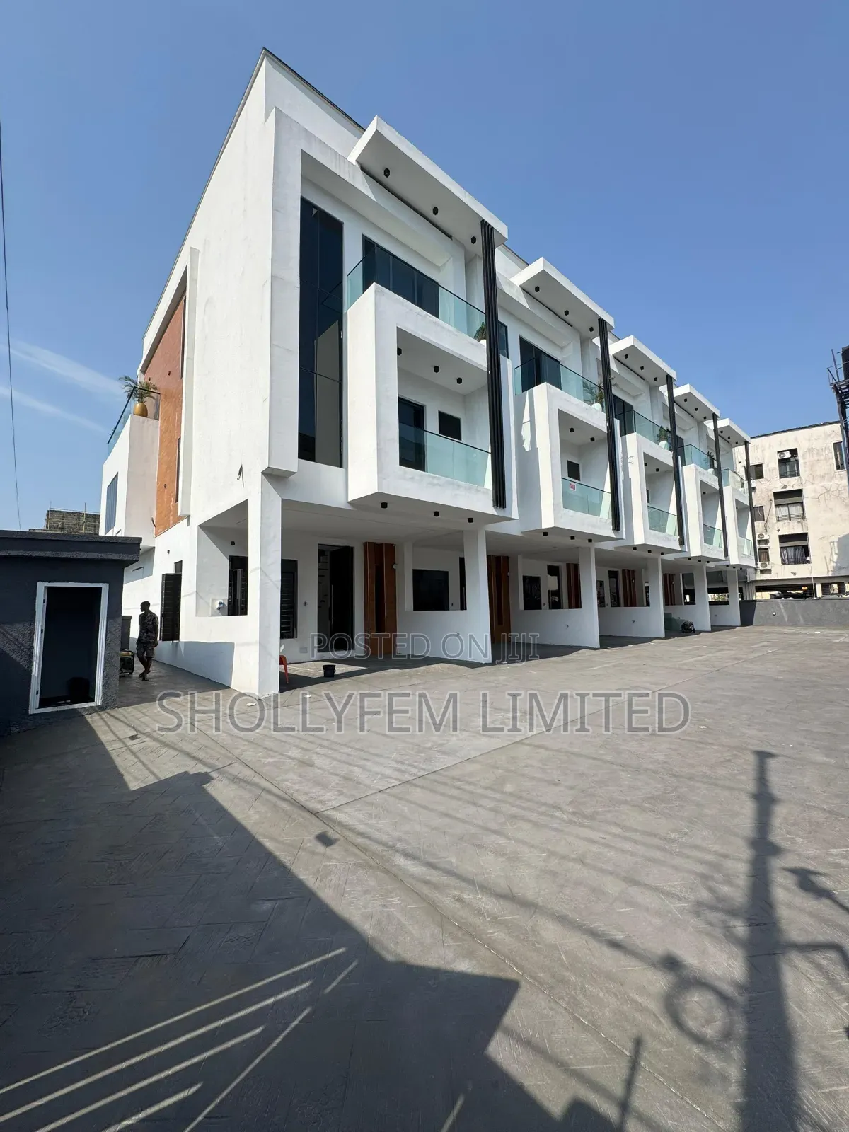 Furnished 4bdrm Townhouse/Terrace in Osapa London for sale in Osapa london