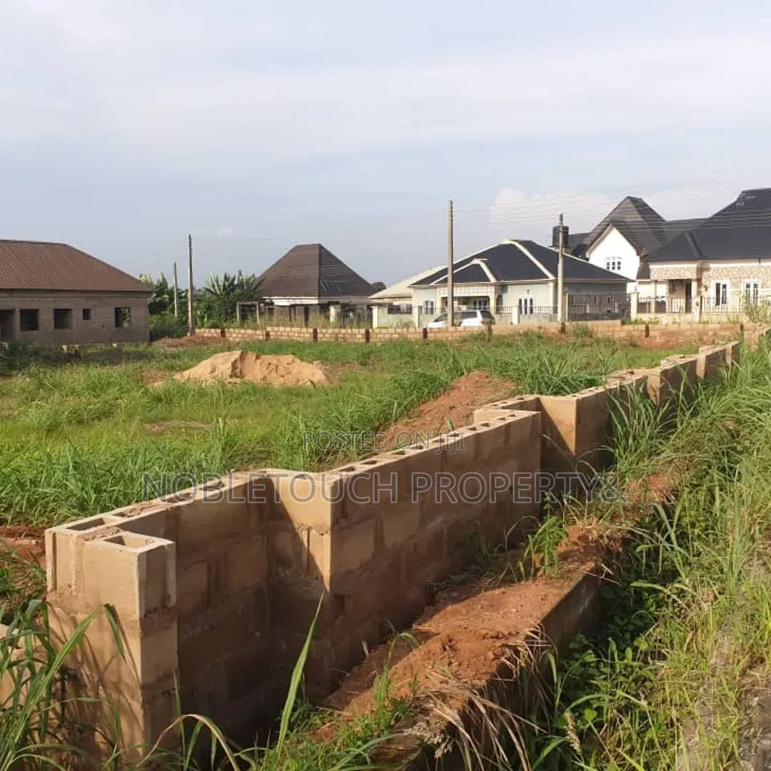 2bdrm House in Pz Cooperate Estate for sale in Shimawa