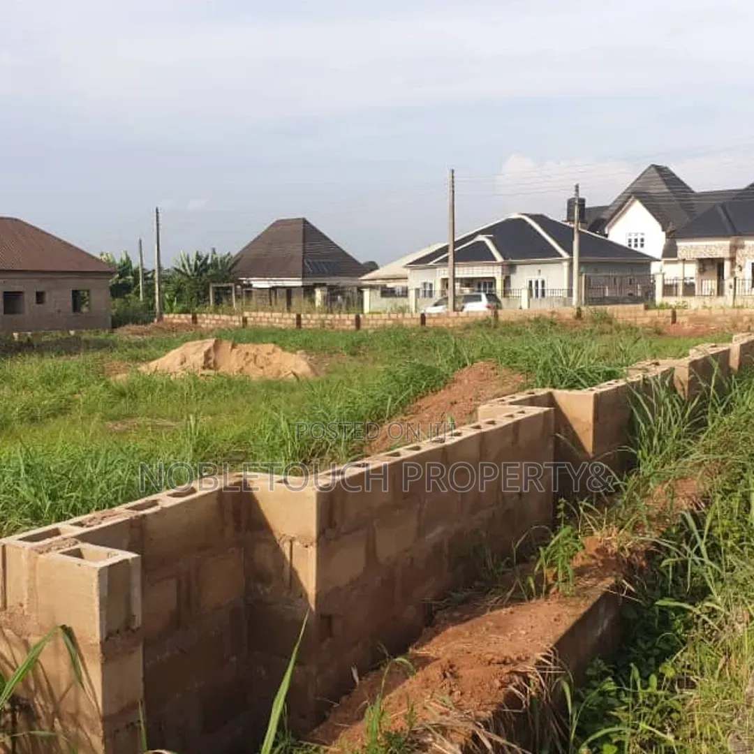 2bdrm House in Pz Cooperate Estate for sale in Shimawa