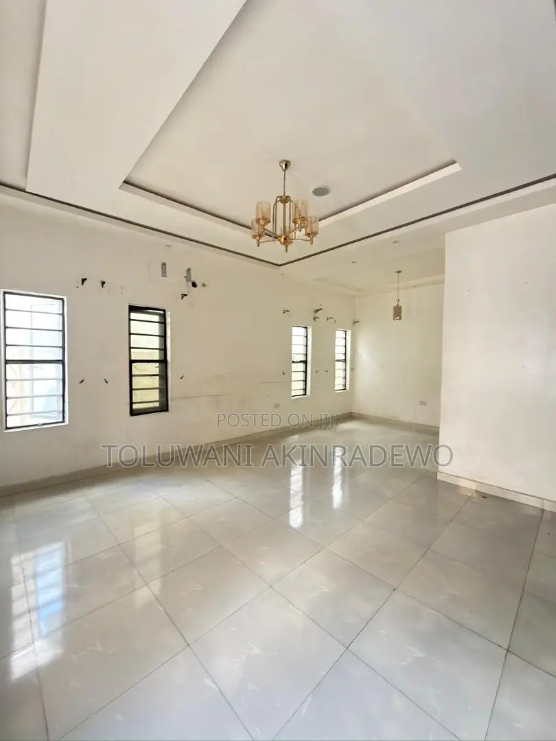 3bdrm Duplex in Ajah, Off Lekki-Epe Expressway for rent in Off Lekki-Epe Expressway
