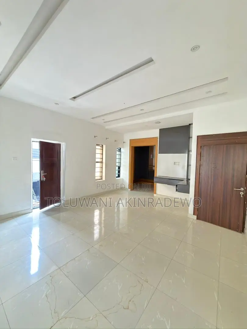 3bdrm Duplex in Ajah, Off Lekki-Epe Expressway for rent in Off Lekki-Epe Expressway