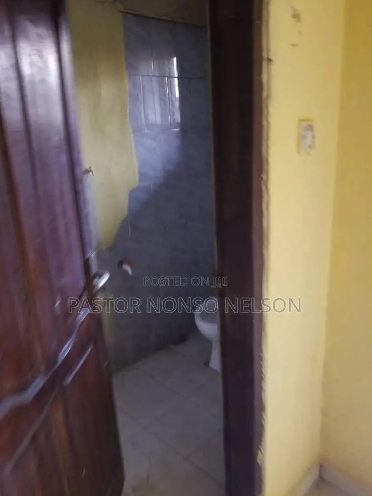 3bdrm Bungalow in Layout, Delta State for sale in Delta State