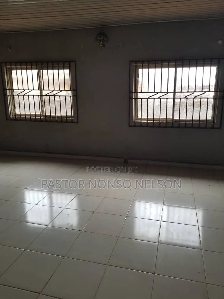3bdrm Bungalow in Layout, Delta State for sale in Delta State