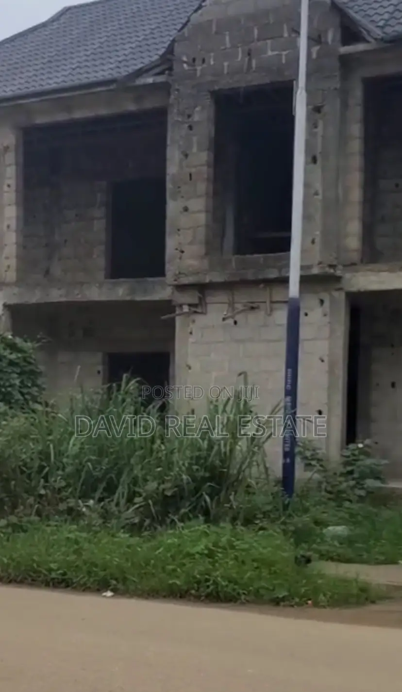 Plaza/Shops for Sale – Mgbajara, Port Harcourt in Obio-Akpor