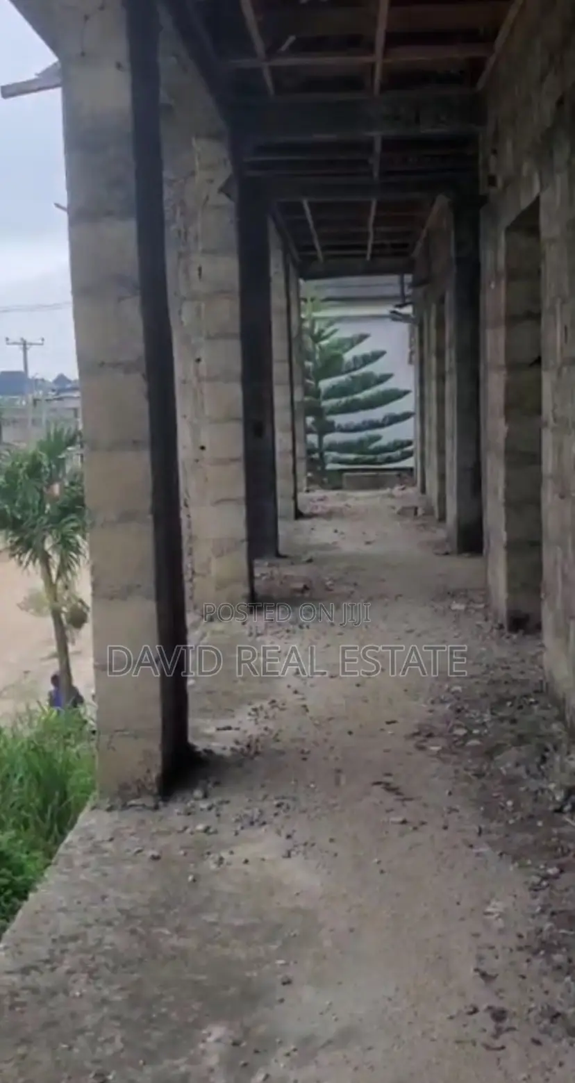 Plaza/Shops for Sale – Mgbajara, Port Harcourt in Obio-Akpor