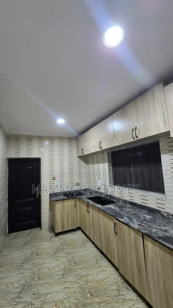 3bdrm Duplex in Oluwo Kékeré, Basorun for rent in Basorun