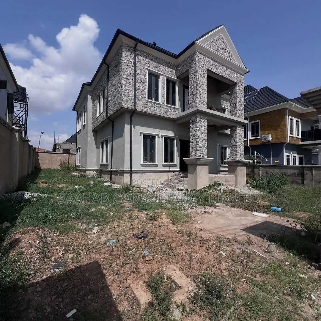 4bdrm Duplex in Estate Lugbe, FHA for sale in FHA