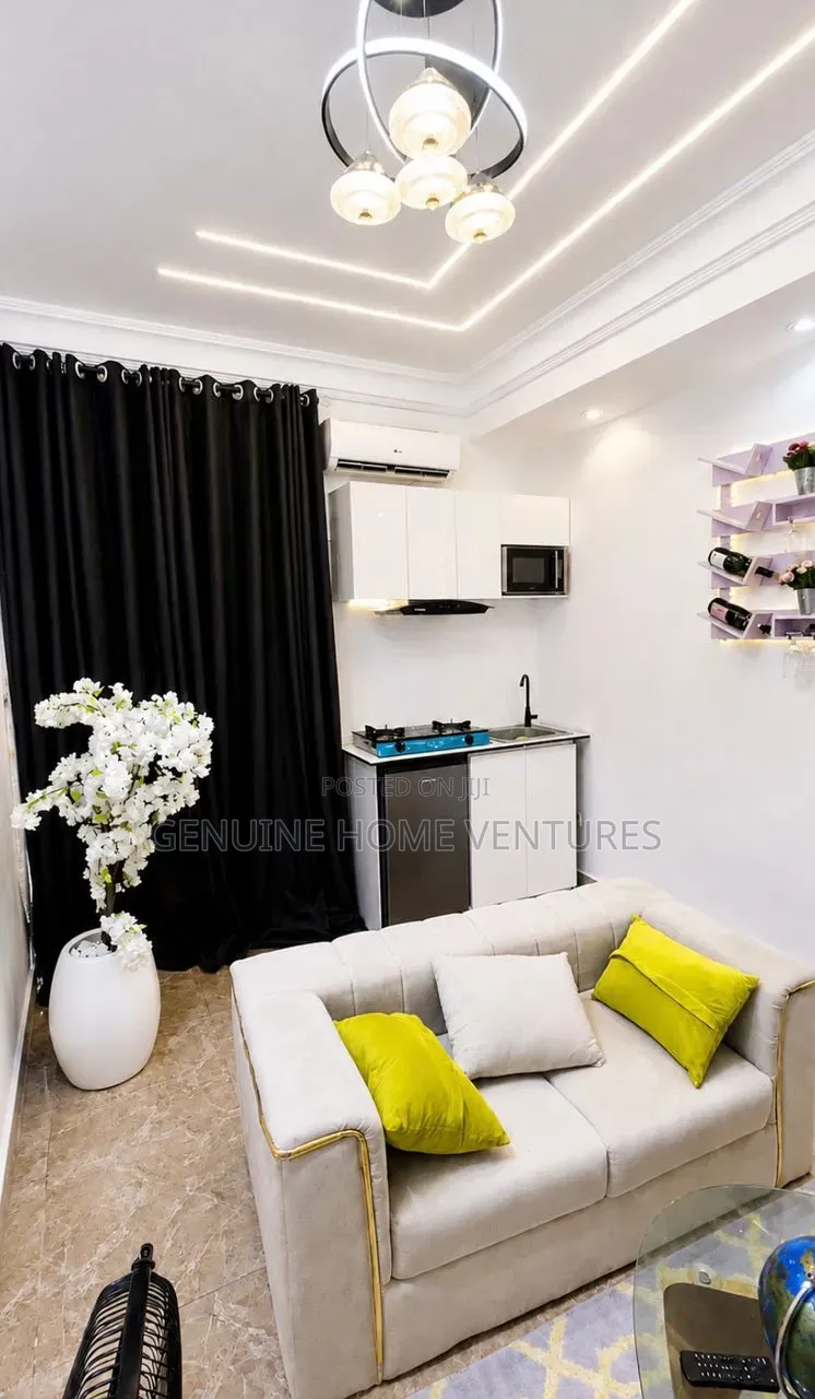 Furnished Mini Flat in Canal West Estate for rent in Osapa london