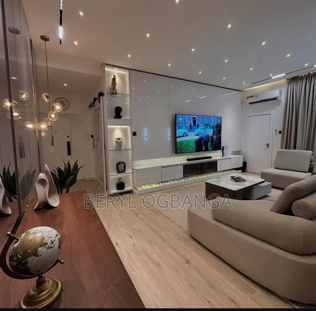 Furnished 2bdrm Apartment in Lekki Phase 1 for rent in Lekki Phase 1