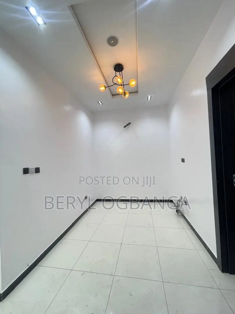 4bdrm Duplex in Ikate for rent in Ikate