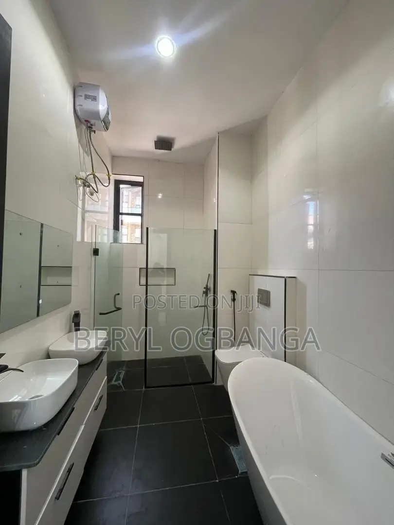 4bdrm Duplex in Ikate for rent in Ikate