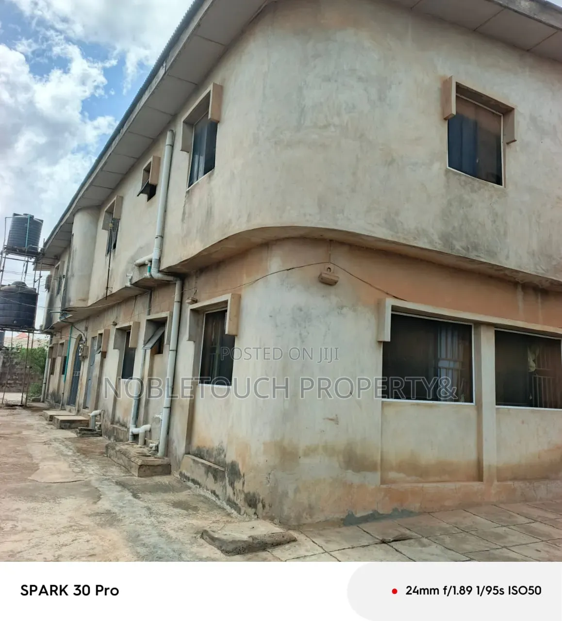 3bdrm Block of Flats in Igando Lagos, Egan for sale in Egan