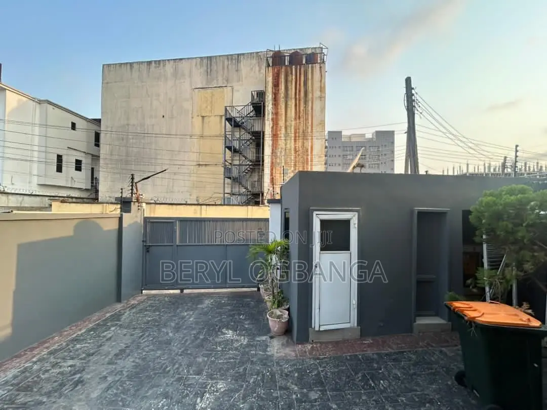 4bdrm Duplex in Osapa london for rent in Osapa london
