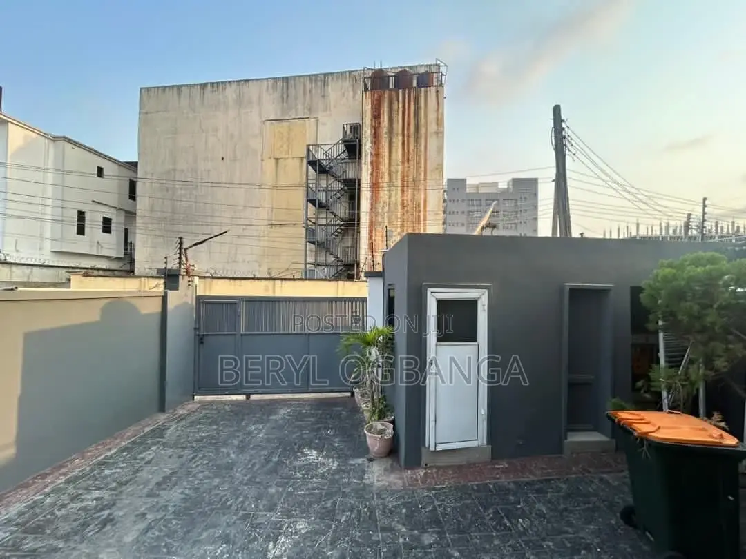4bdrm Duplex in Osapa london for rent in Osapa london