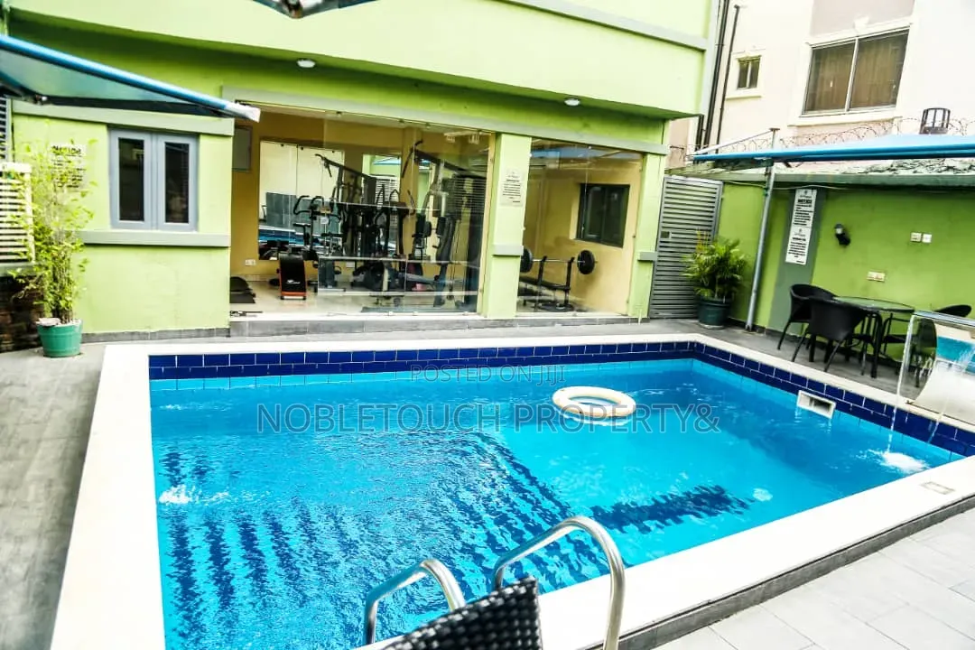 24rooms Standard Hotel With Modern Facilities in Toyin Street
