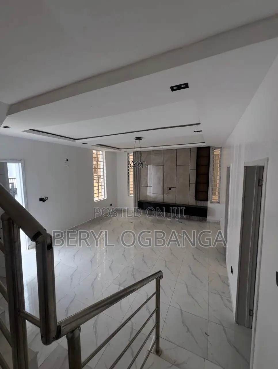 4bdrm Duplex in Ikota for rent in Ikota