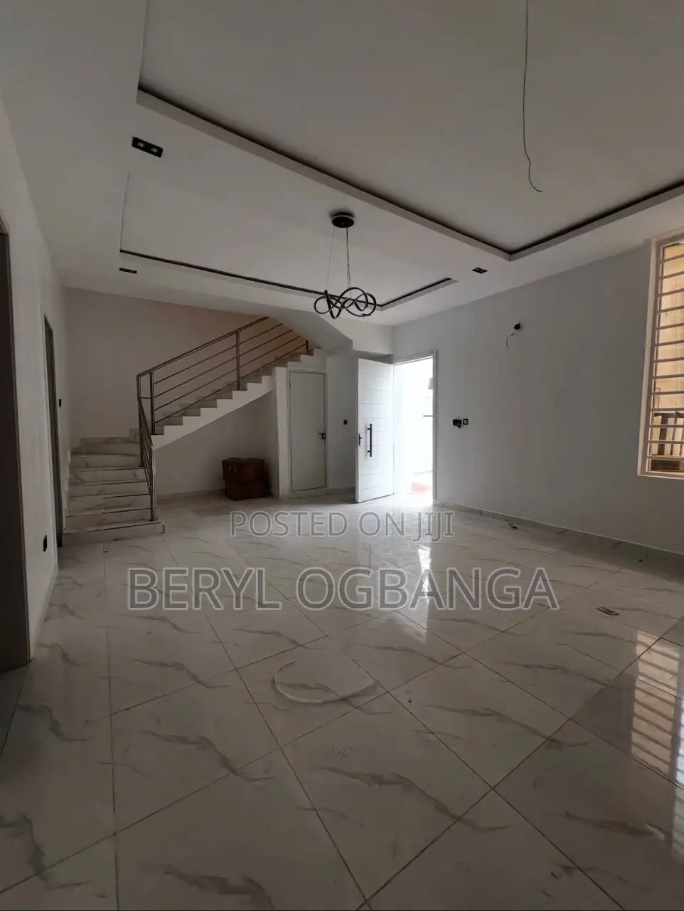4bdrm Duplex in Ikota for rent in Ikota