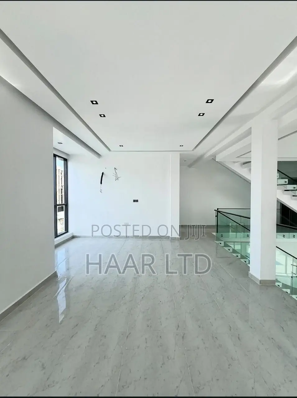 5bdrm Duplex in Ikate for sale in Ikate