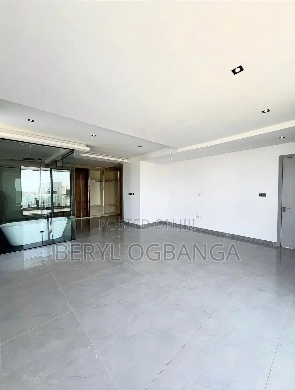 5bdrm Duplex in Ikate for sale in Ikate