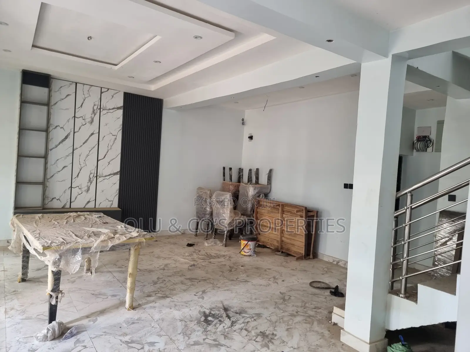 4bdrm Duplex in An Estate In Lugbe for rent in Lugbe District