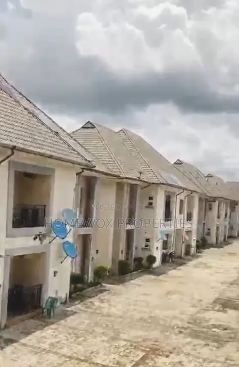 2bdrm Block of Flats in Obio-Akpor for sale in Obio-Akpor