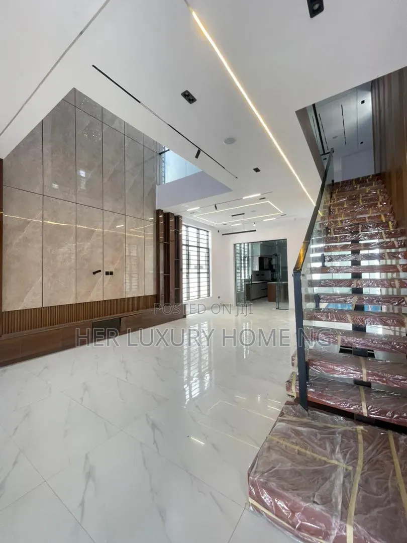 Furnished 5bdrm Duplex in Ikota Gra, Lekki for sale in Lekki