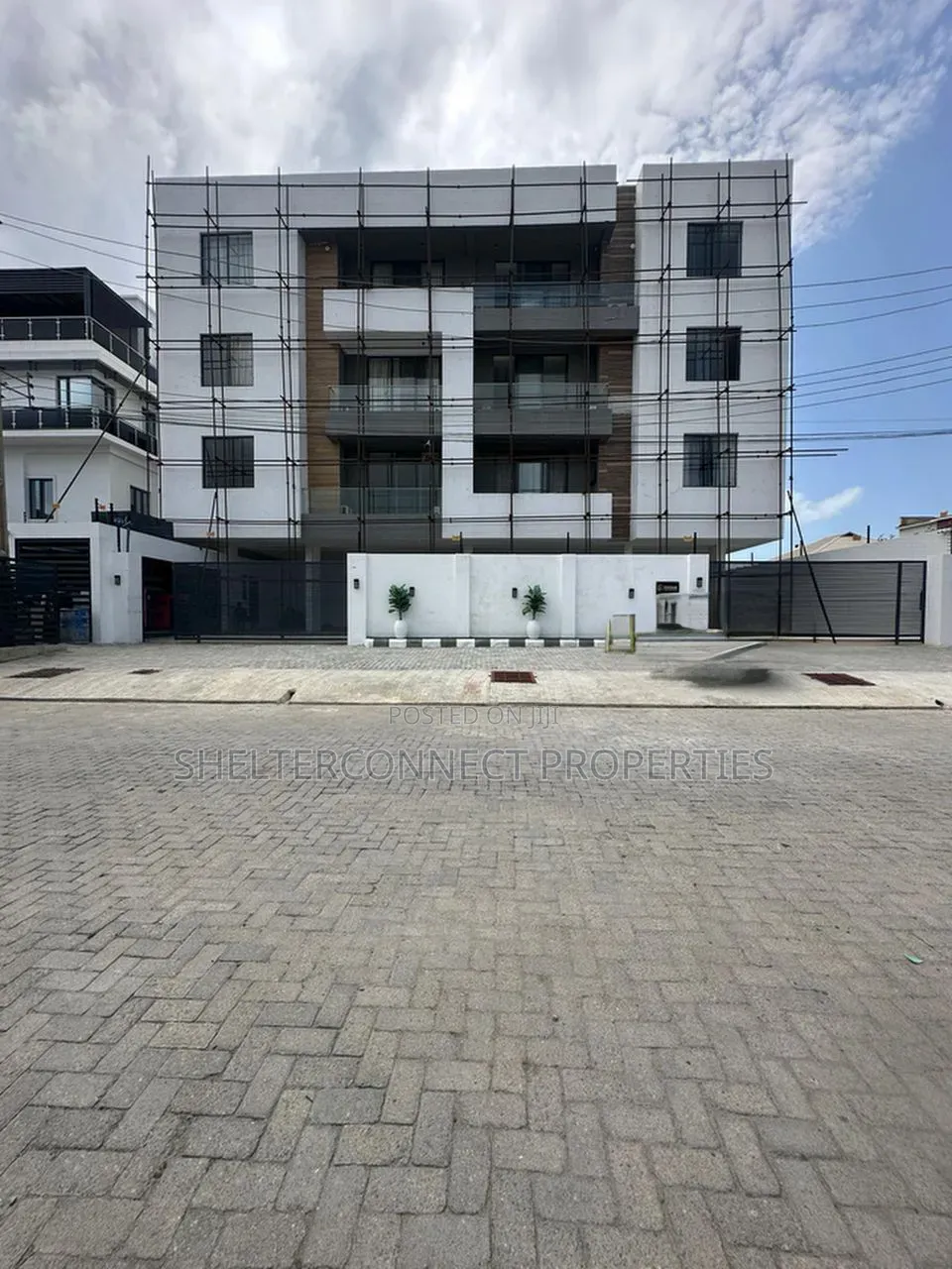2bdrm Apartment in Lekki Phase 1 for sale in Lekki Phase 1