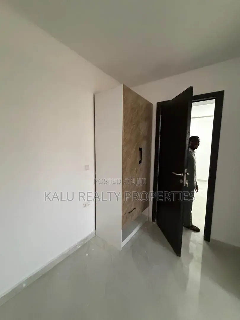 3bdrm Duplex in Ologolo for sale in Ologolo