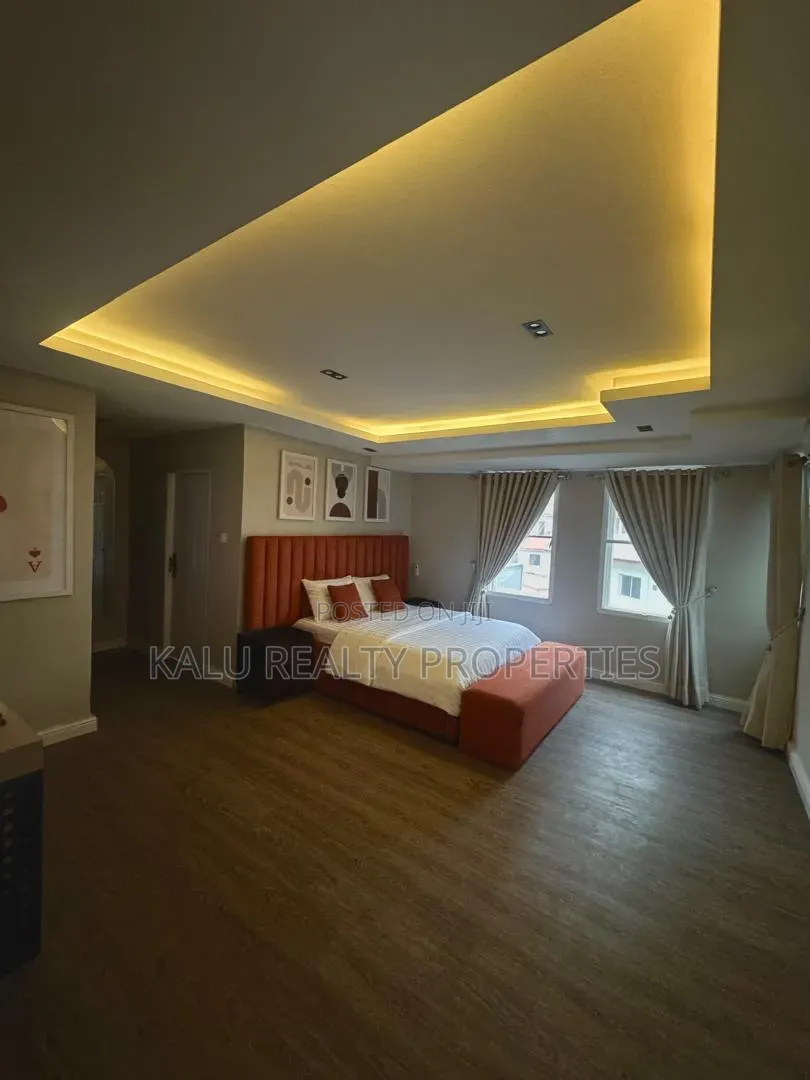 3bdrm Apartment in Lekki Phase1 for rent in Lekki Phase 1
