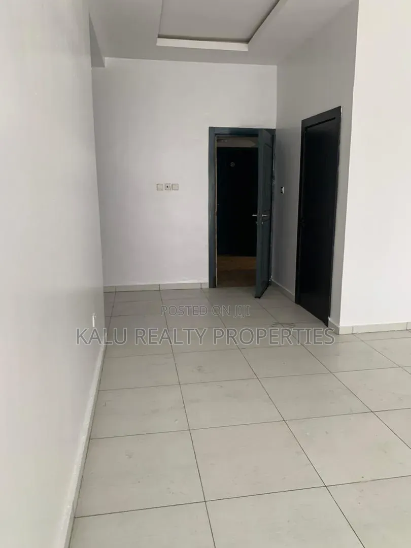 2bdrm Apartment in Oral Estate, Lekki Phase 2 for rent in Lekki Phase 2