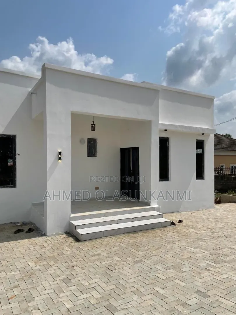 Belmonte Residence Mowe – Modern 3-Bedroom Bungalow in Ikenne
