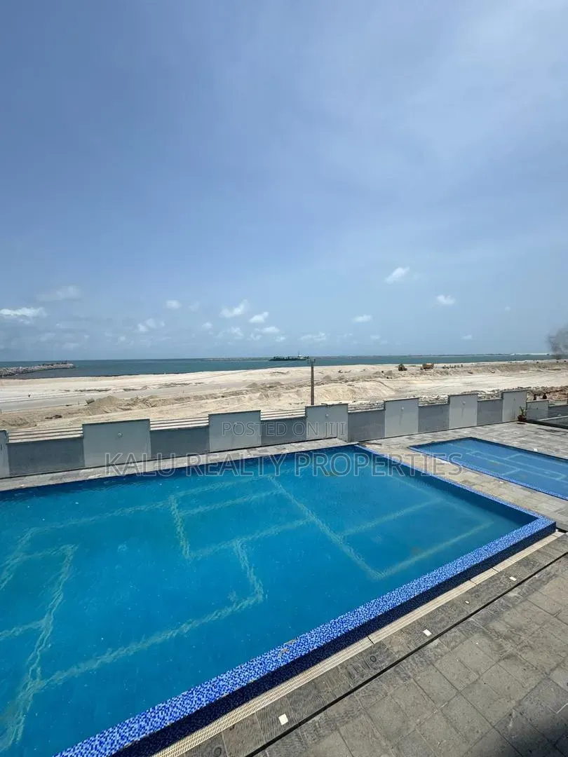 2bdrm Apartment in Blue Waters, Lekki Phase 2 for rent in Lekki Phase 2