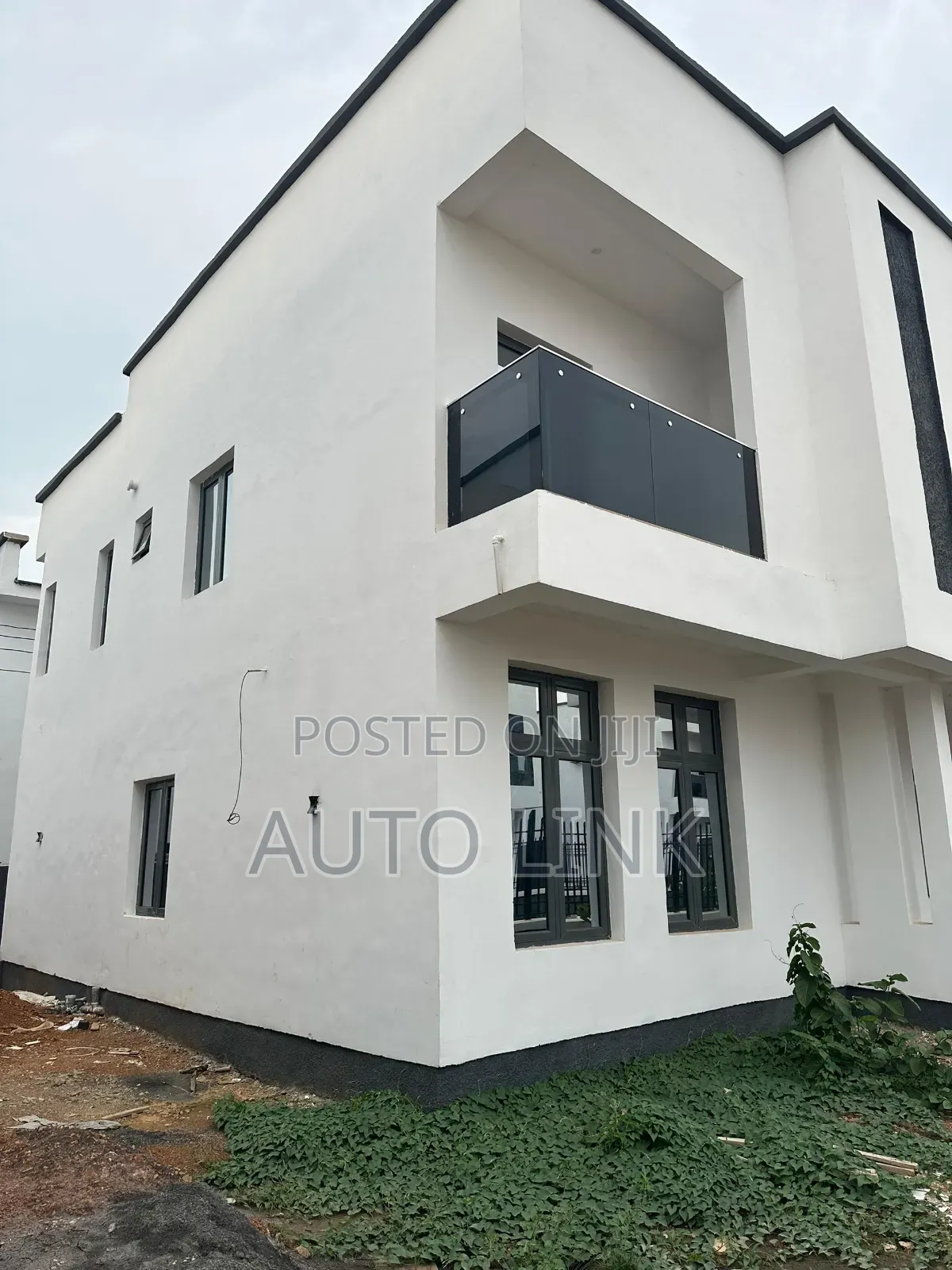 5bdrm Duplex in Enugu for sale in Enugu