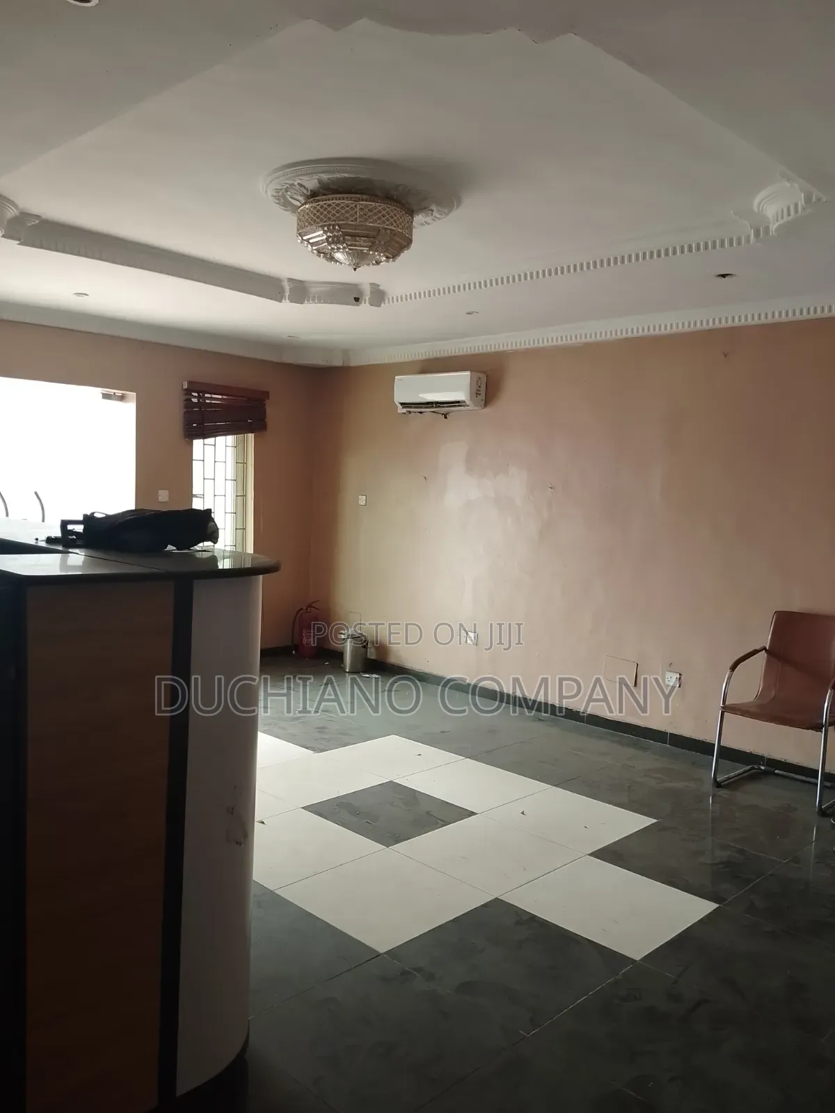 Ikeja: 27 Rooms Hotel for Lease in Adeniyi Jones