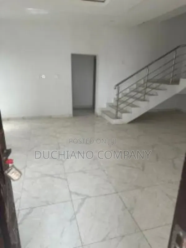 4bdrm Townhouse/Terrace in Atlantic Nominees, Off Lekki-Epe Expressway in Off Lekki-Epe Expressway