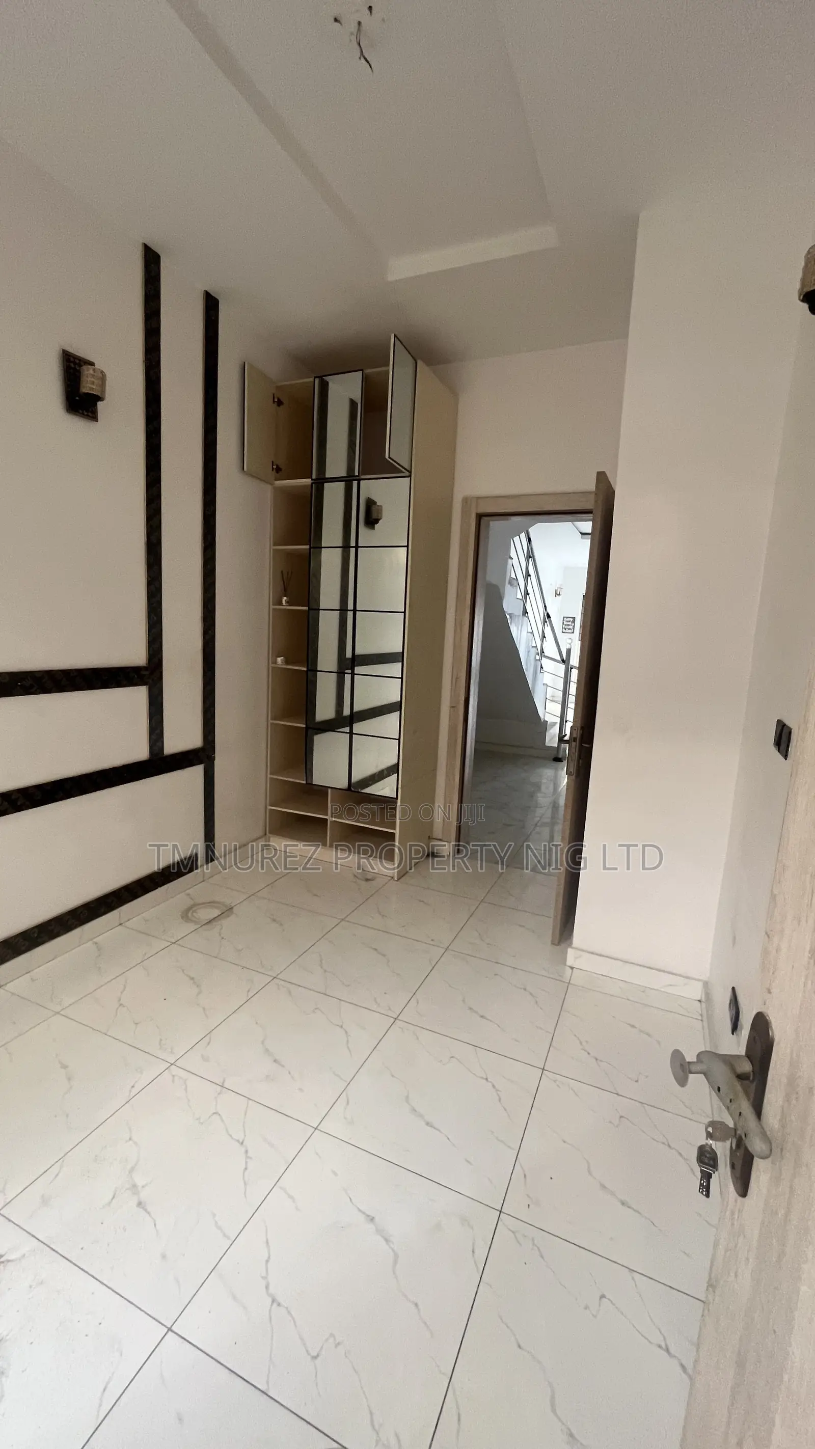 4bdrm Duplex in Ikota Estate for rent in Ikota