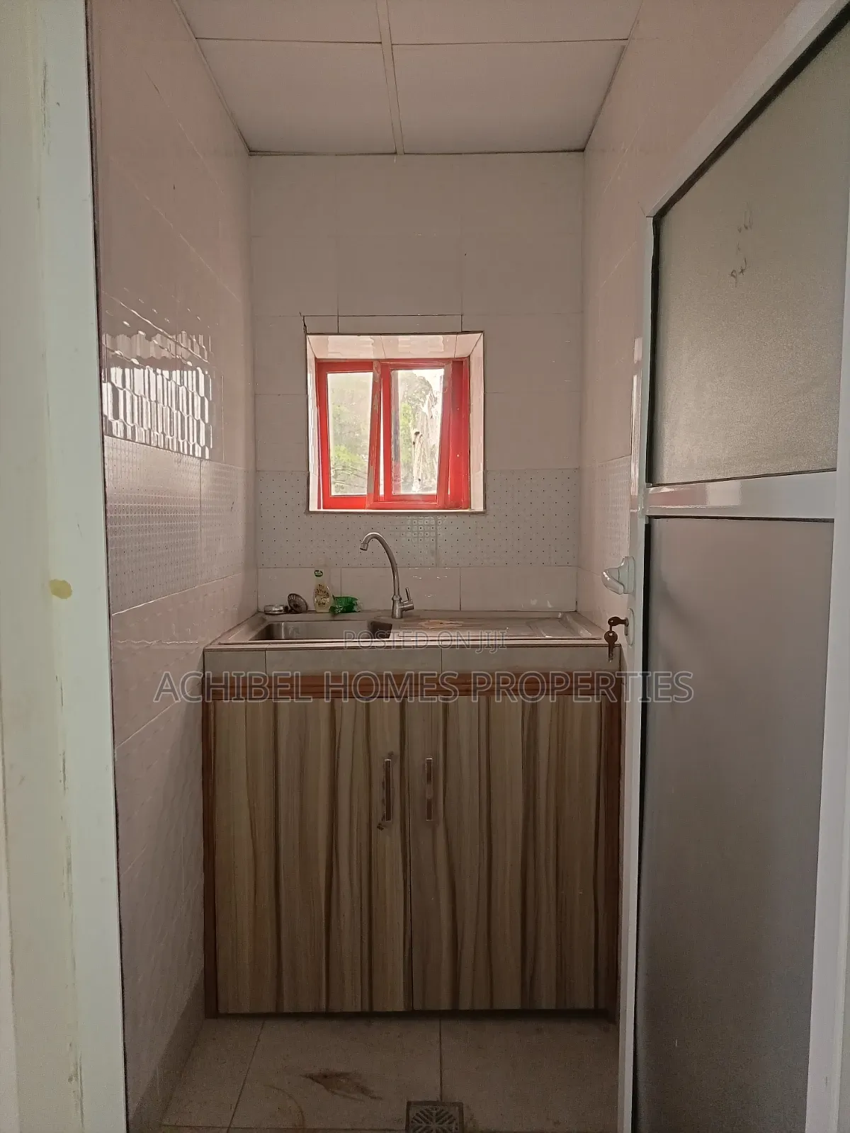 70 Square Meter Office Space in Victoria Island, Lagos in Adeola Odeku
