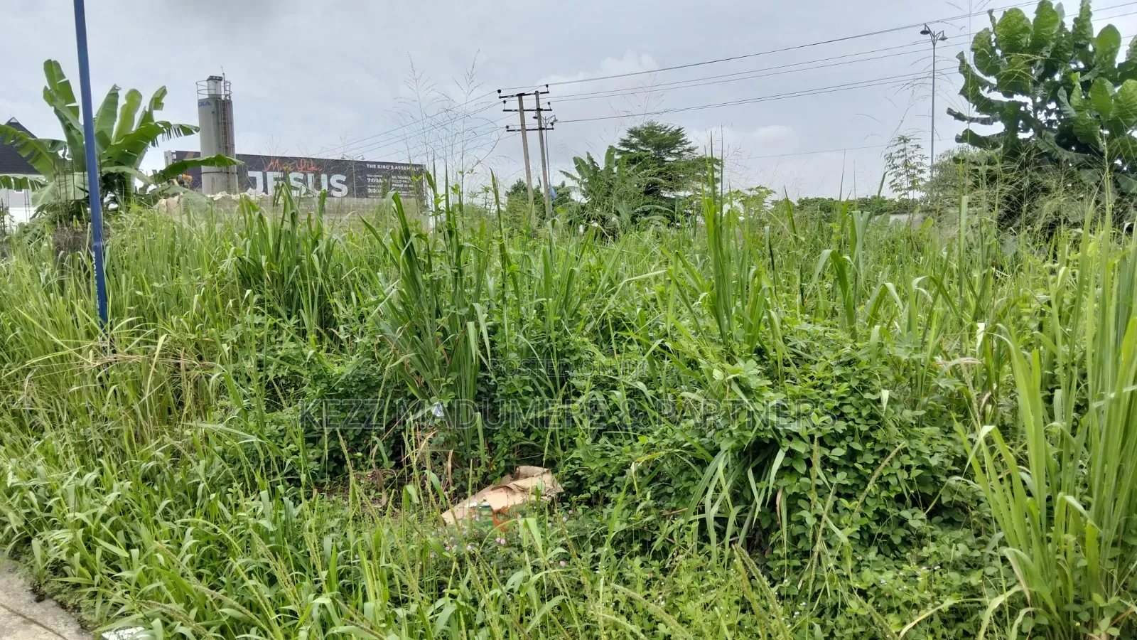 For Sale: 550 SQMTRS at Gra Phase 8 Eliozu, Ph in Eliozu