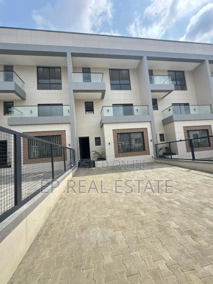 5bdrm Duplex in Katampe Extension for sale in Katampe Extension